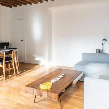 Apartamento Nice Quiet Pont Des Arts Paris